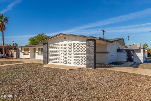 1298 E BARCELONA Avenue, Casa Grande, AZ 85122
