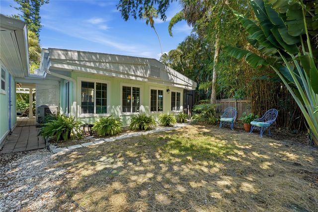 3424 OLD OAK DRIVE, Sarasota, FL 34239