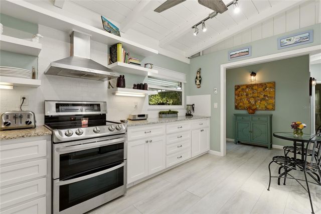 3424 OLD OAK DRIVE, Sarasota, FL 34239