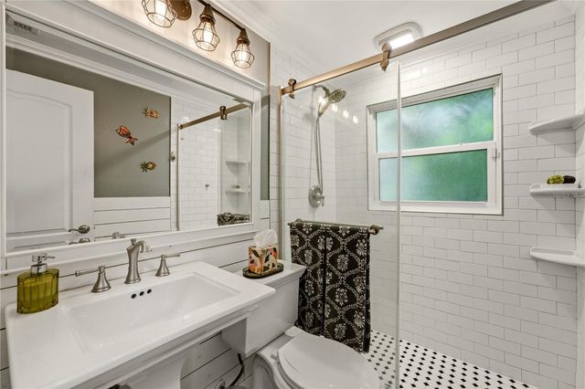 3424 OLD OAK DRIVE, Sarasota, FL 34239