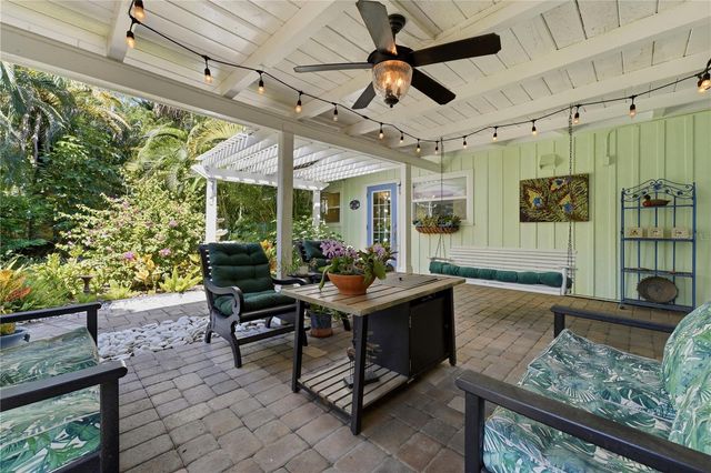 3424 OLD OAK DRIVE, Sarasota, FL 34239