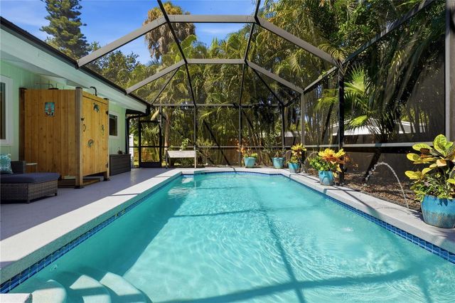 3424 OLD OAK DRIVE, Sarasota, FL 34239