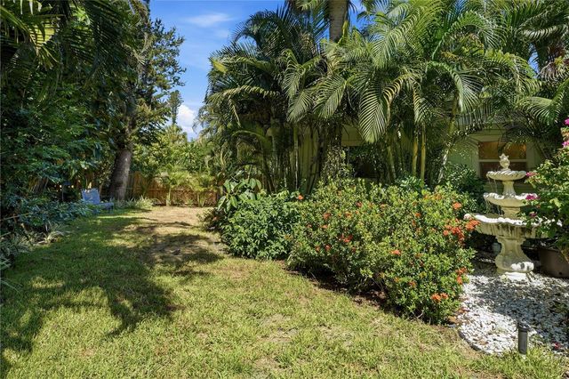 3424 OLD OAK DRIVE, Sarasota, FL 34239