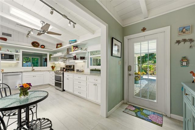 3424 OLD OAK DRIVE, Sarasota, FL 34239