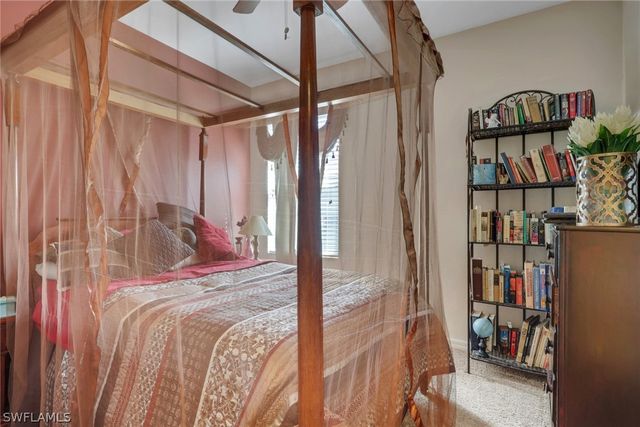 3440 Acapulco CIR, Cape Coral, FL 33909