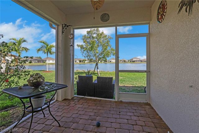 3440 Acapulco CIR, Cape Coral, FL 33909