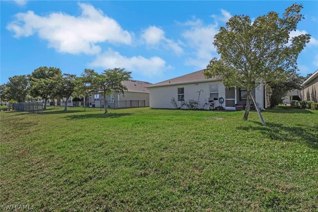 3440 Acapulco CIR, Cape Coral, FL 33909