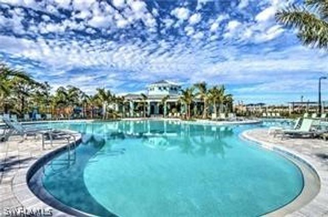 3440 Acapulco CIR, Cape Coral, FL 33909