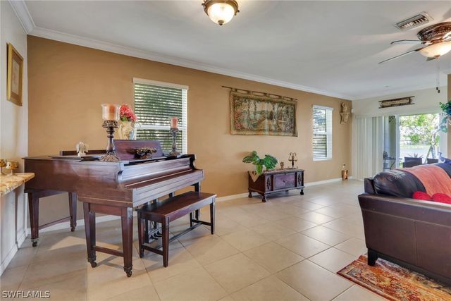 3440 Acapulco CIR, Cape Coral, FL 33909