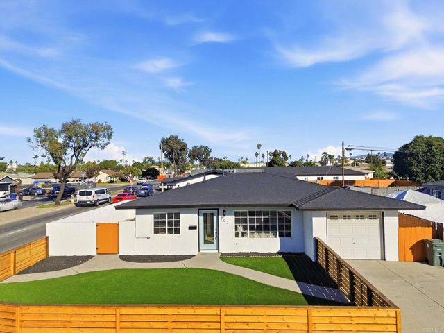 704 J Street, Chula Vista, CA 91910