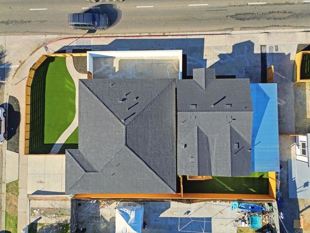 704 J Street, Chula Vista, CA 91910