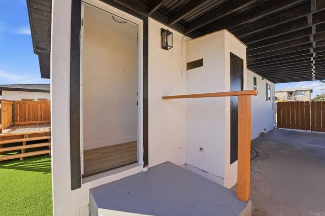 704 J Street, Chula Vista, CA 91910