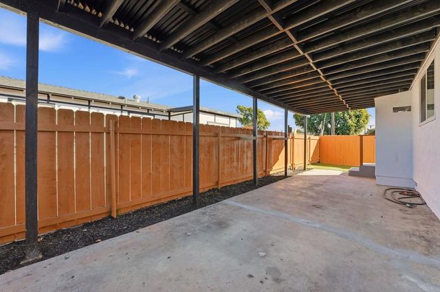 704 J Street, Chula Vista, CA 91910