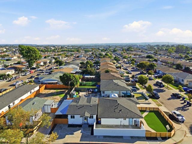 704 J Street, Chula Vista, CA 91910