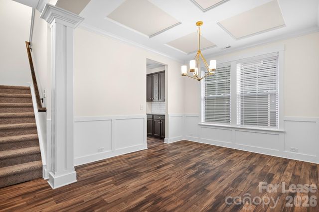 10008 Michael Crossing Drive, Charlotte, NC 28213