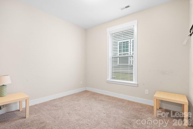 10008 Michael Crossing Drive, Charlotte, NC 28213