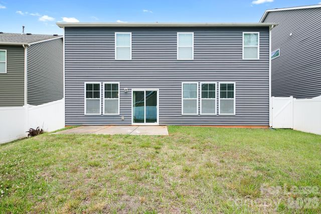 10008 Michael Crossing Drive, Charlotte, NC 28213