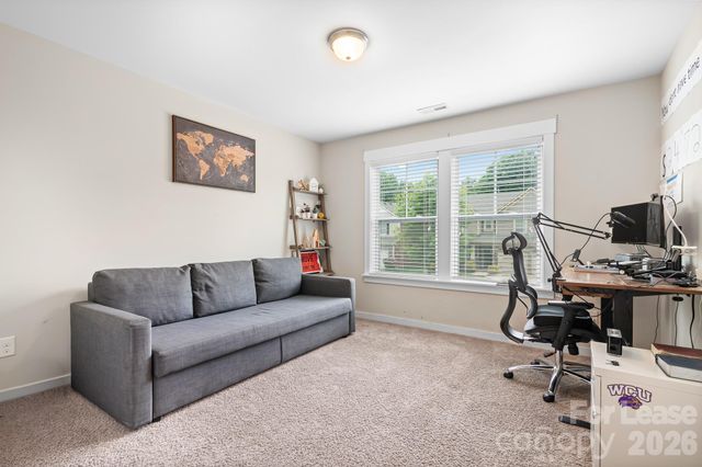 10008 Michael Crossing Drive, Charlotte, NC 28213