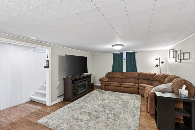 6331 Humboldt Avenue S, Richfield, MN 55423