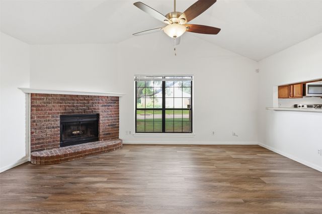 3612 Glenview Drive, Corinth, TX 76210