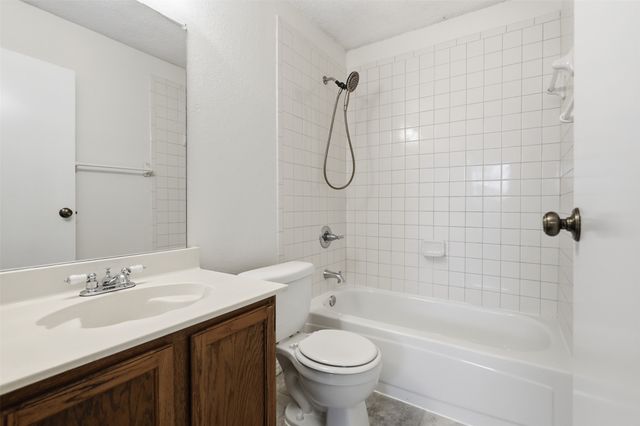 3612 Glenview Drive, Corinth, TX 76210