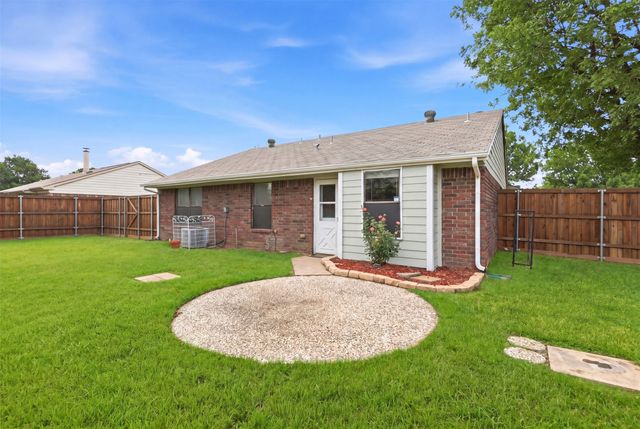 3612 Glenview Drive, Corinth, TX 76210