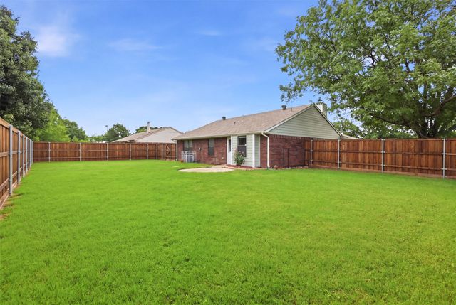 3612 Glenview Drive, Corinth, TX 76210