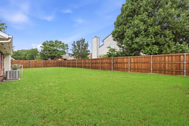 3612 Glenview Drive, Corinth, TX 76210