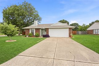 3612 Glenview Drive, Corinth, TX 76210