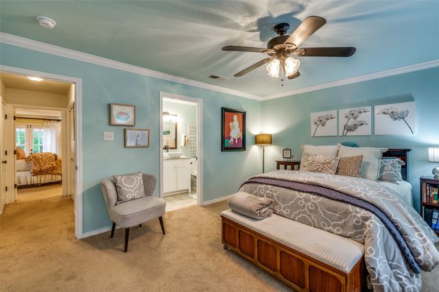 1349 Roaring Springs Road, Fort Worth, TX 76114