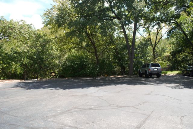 1349 Roaring Springs Road, Fort Worth, TX 76114
