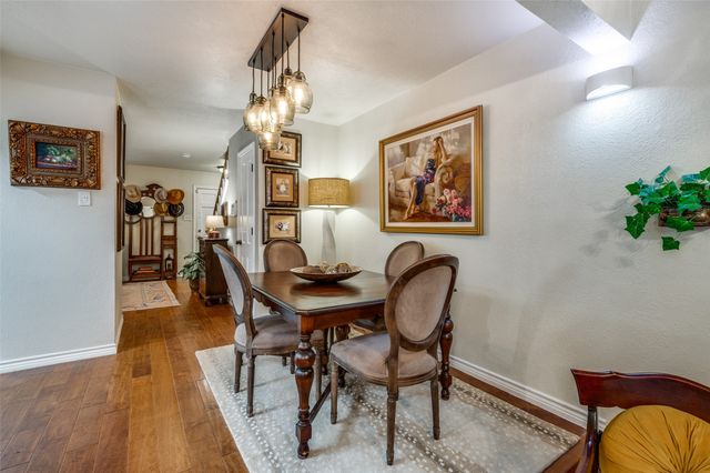 1349 Roaring Springs Road, Fort Worth, TX 76114