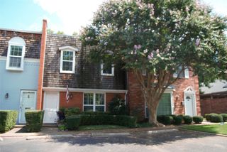 1349 Roaring Springs Road, Fort Worth, TX 76114