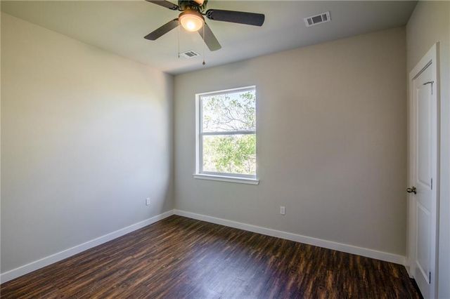 906 Quartz CT 401, Cedar Park, TX 78613