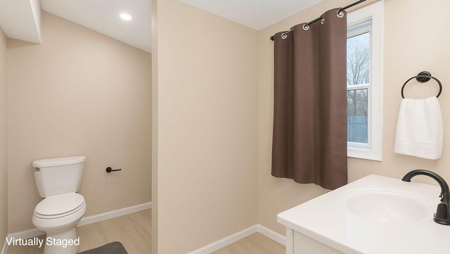 544 Homestead Avenue, Holland, MI 49423