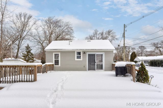 544 Homestead Avenue, Holland, MI 49423