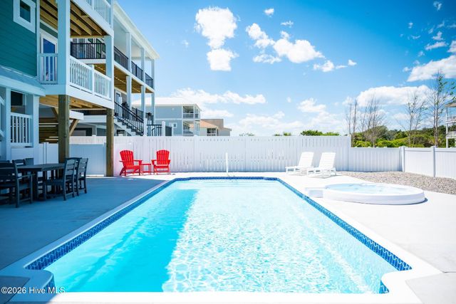 510 W Beach Drive, Oak Island, NC 28465