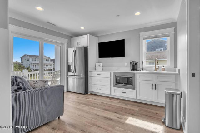 510 W Beach Drive, Oak Island, NC 28465