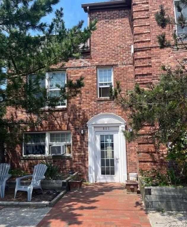 801 E Broadway C, Long Beach, NY 11561