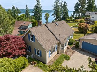 8191 SE Crestview Lane, Olalla, WA 98359