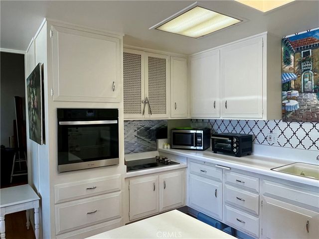 14001 Thunderbird Dr., M2-4J, Seal Beach, CA 90740