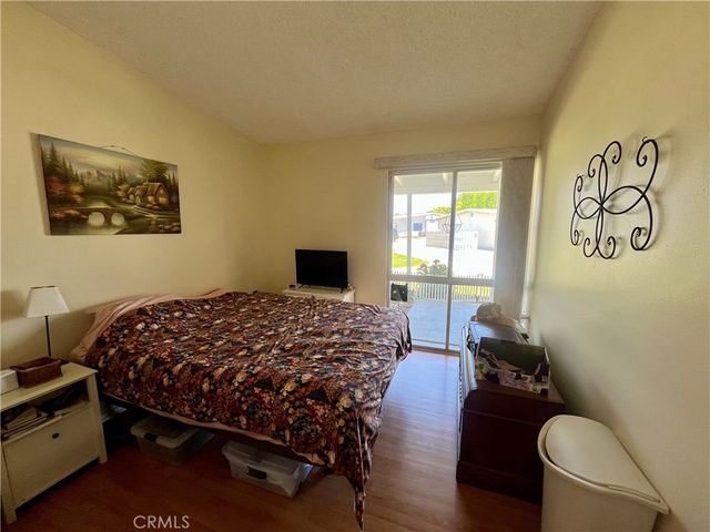 14001 Thunderbird Dr., M2-4J, Seal Beach, CA 90740