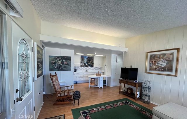 14001 Thunderbird Dr., M2-4J, Seal Beach, CA 90740