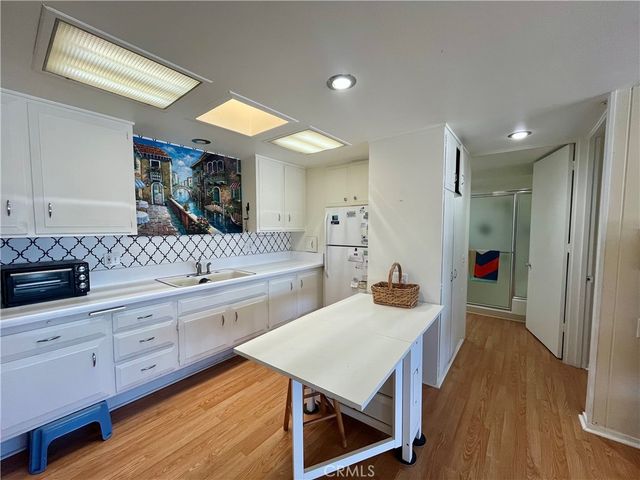 14001 Thunderbird Dr., M2-4J, Seal Beach, CA 90740