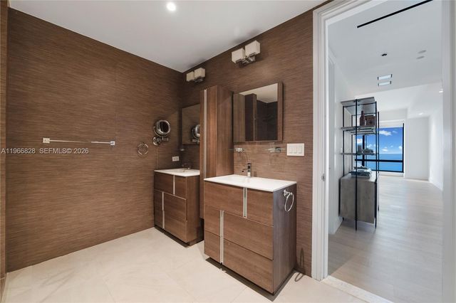 1425 Brickell Ave 57A, Miami, FL 33131