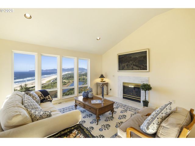 29920 NANTUCKET Dr, Pacific City, OR 97135