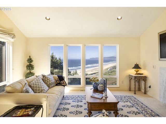 29920 NANTUCKET Dr, Pacific City, OR 97135