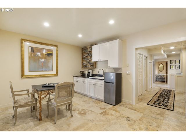 29920 NANTUCKET Dr, Pacific City, OR 97135