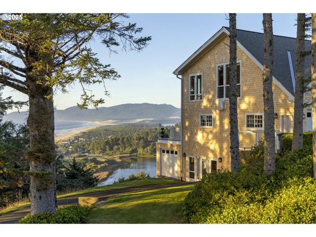 29920 NANTUCKET Dr, Pacific City, OR 97135