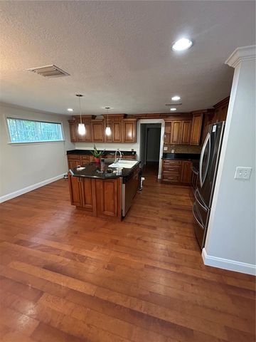 8006 N ROME AVENUE, Tampa, FL 33604